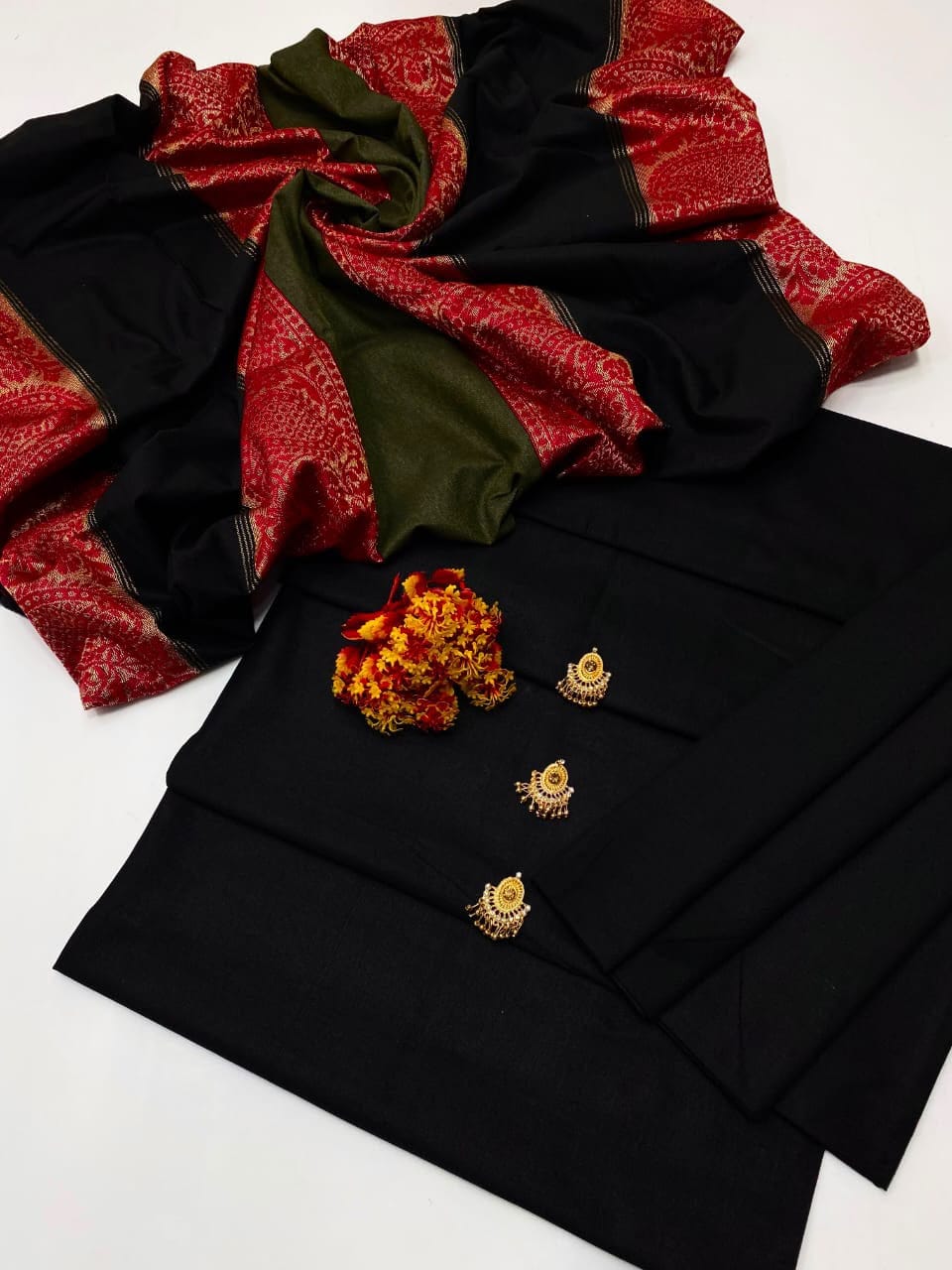 Khadii Marina Suit with Jacquard Shawl